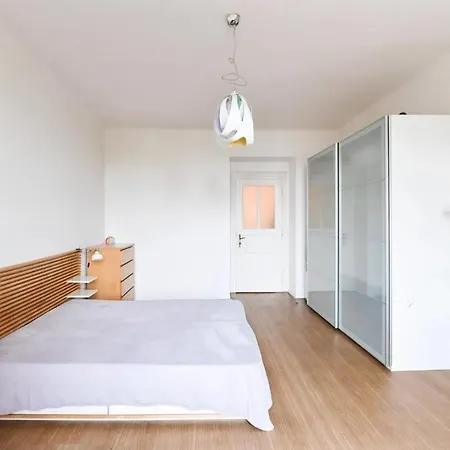With 3bdr - Private Jacuzzi & Sauna